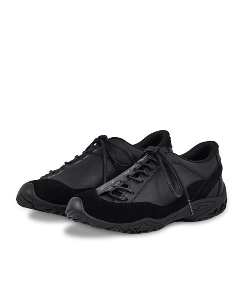 [Negative Three] Curved Lace No.2 Sneakers [NT3BFSSSN002BK]
