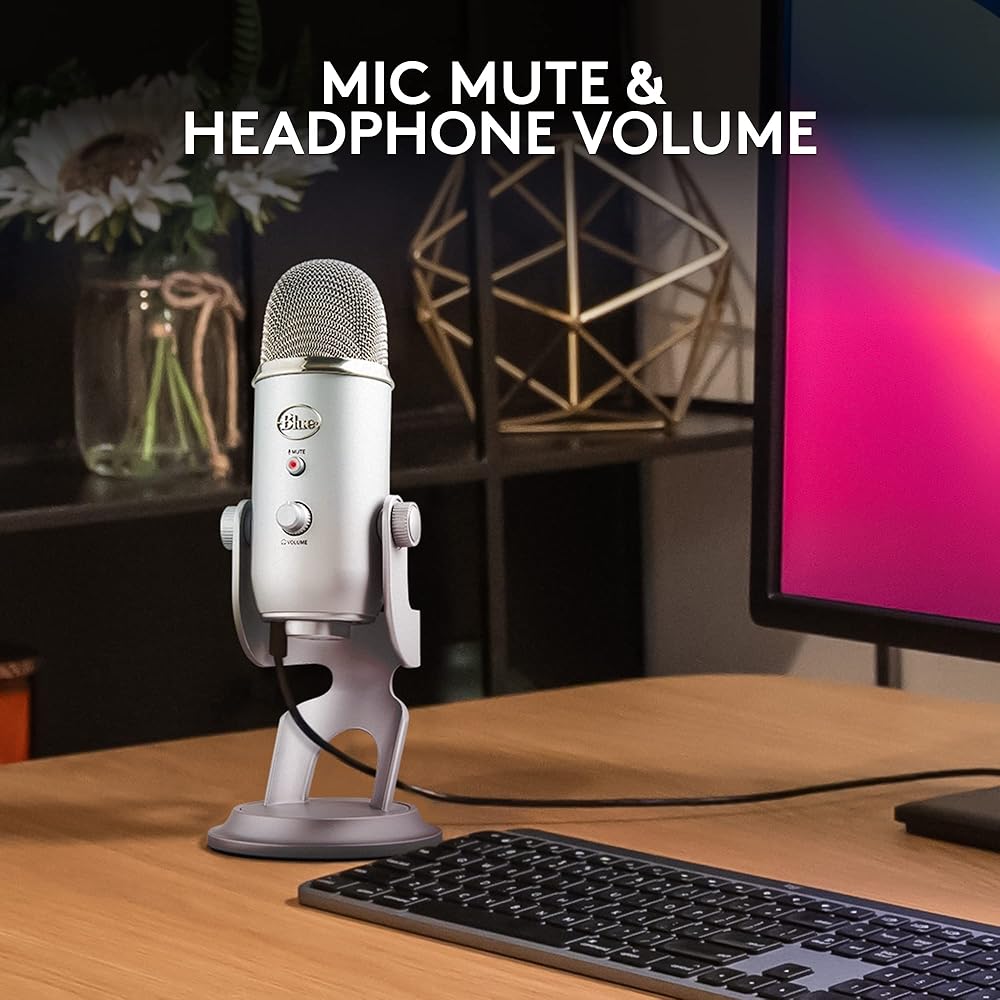 Blue Microphones Yeti USB Microphone Silver 1950 Model 16-bit/48kHz High-Quality Sound Recording