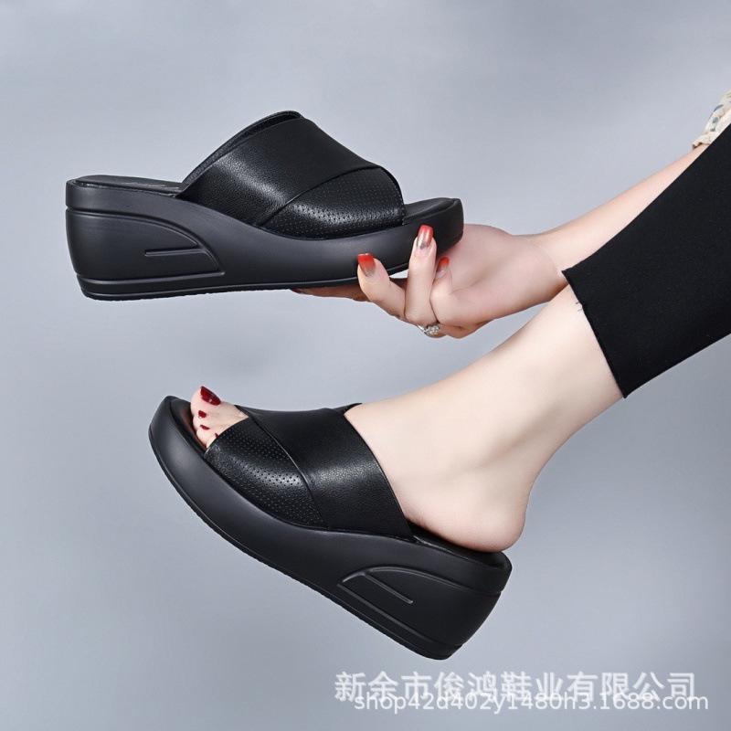 35-42 Large Size Fish Mouth Wedge Slippers Women Wear Thick Soles In Summer 2024 New Sandals Mother Cool Slippers Women