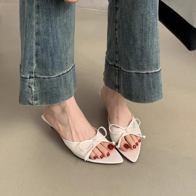 Women's slippers women's summer wear new versatile French gentle temperament fairy small fragrant style with skirt cat and sandals