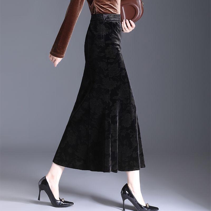 Autumn Winter Velvet Pencil Skirt High Waist Slim Fit Stretchy Wrap Fish Tail Midi Skirt Elegant Bodycon