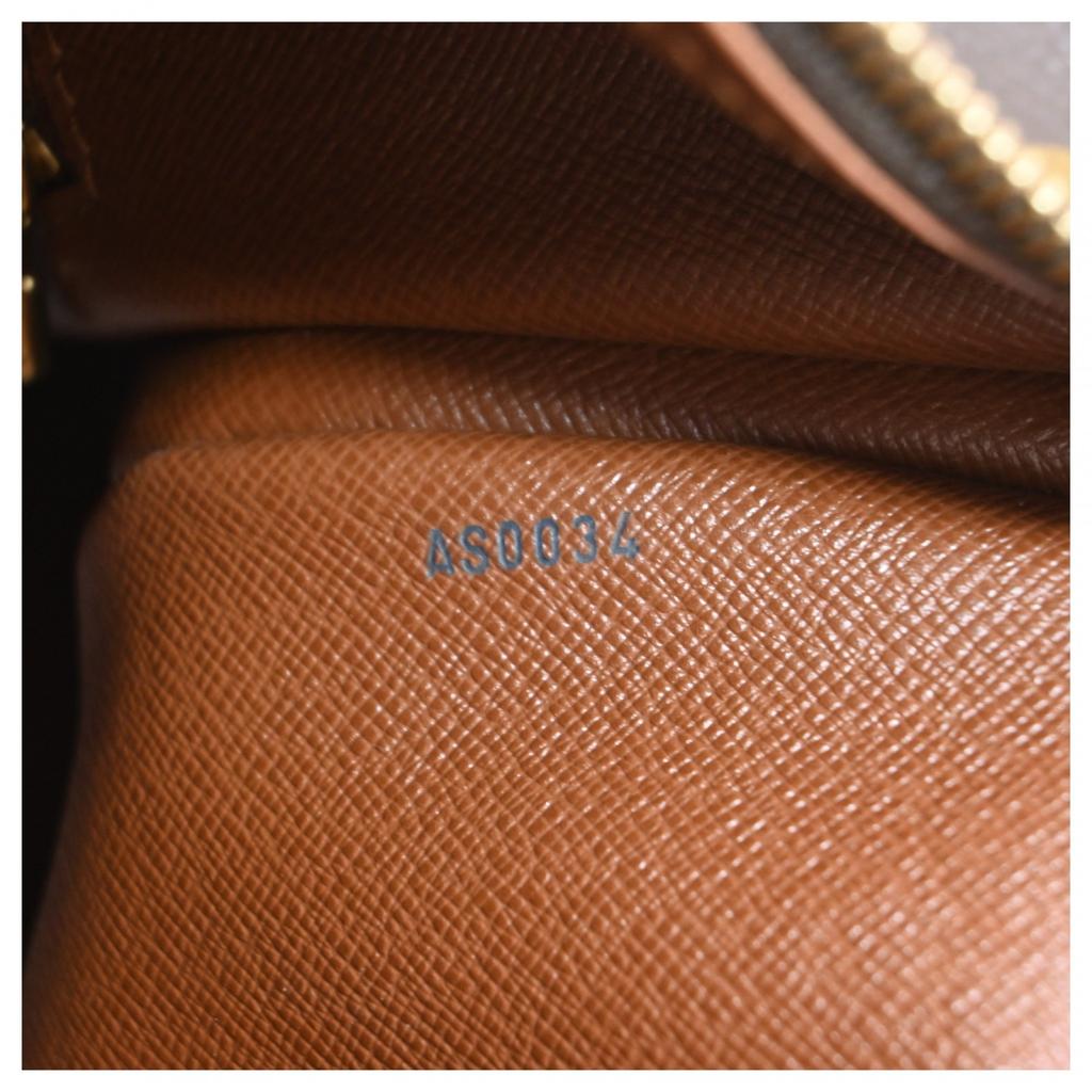 Auth LOUIS VUITTON Monogram Blouin PM Shoulder Bag lv1161hj