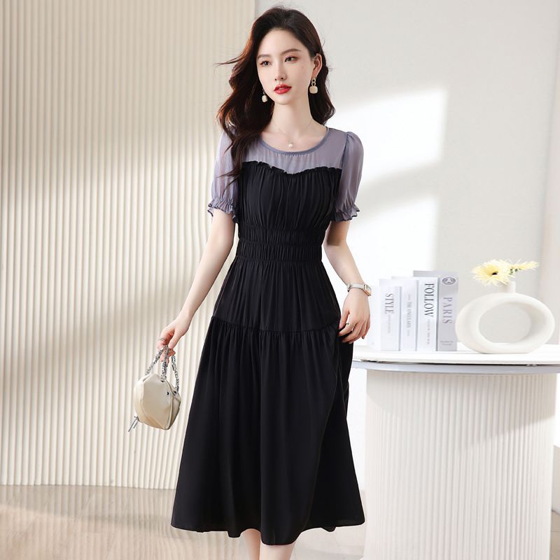 

Классное ложное двухпредметное лоскутное платье средней длины, длинное, шелковое Black M