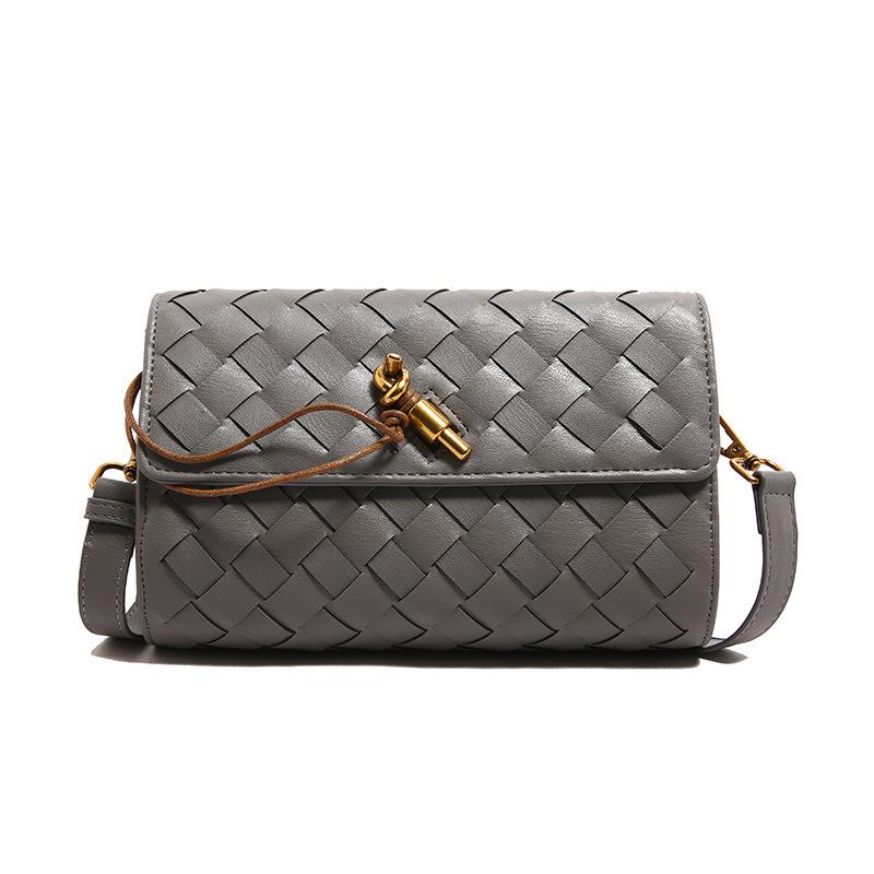 Hand-woven Lock Small Square Bag Fashion Woven Bag Simple Shoulder Messenger Women's Bag