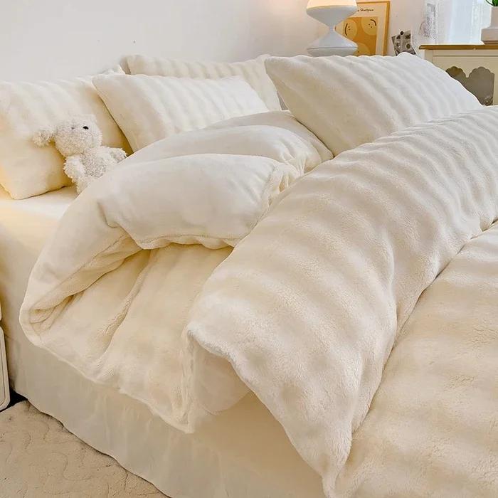 

2025 winter thickened warm big bubble gradual change solid color rabbit plush rabbit velvet milk velvet four-piece bed sheet 1.2m sheet 4pcs