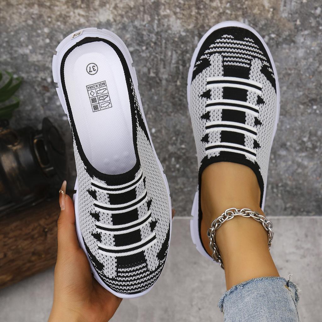 Fashion Lightweight Round Toe Slippers For Women Mules Flats Soft House Slippers Female Slides Four Season Black Casual Mesh Lazy Shoes
