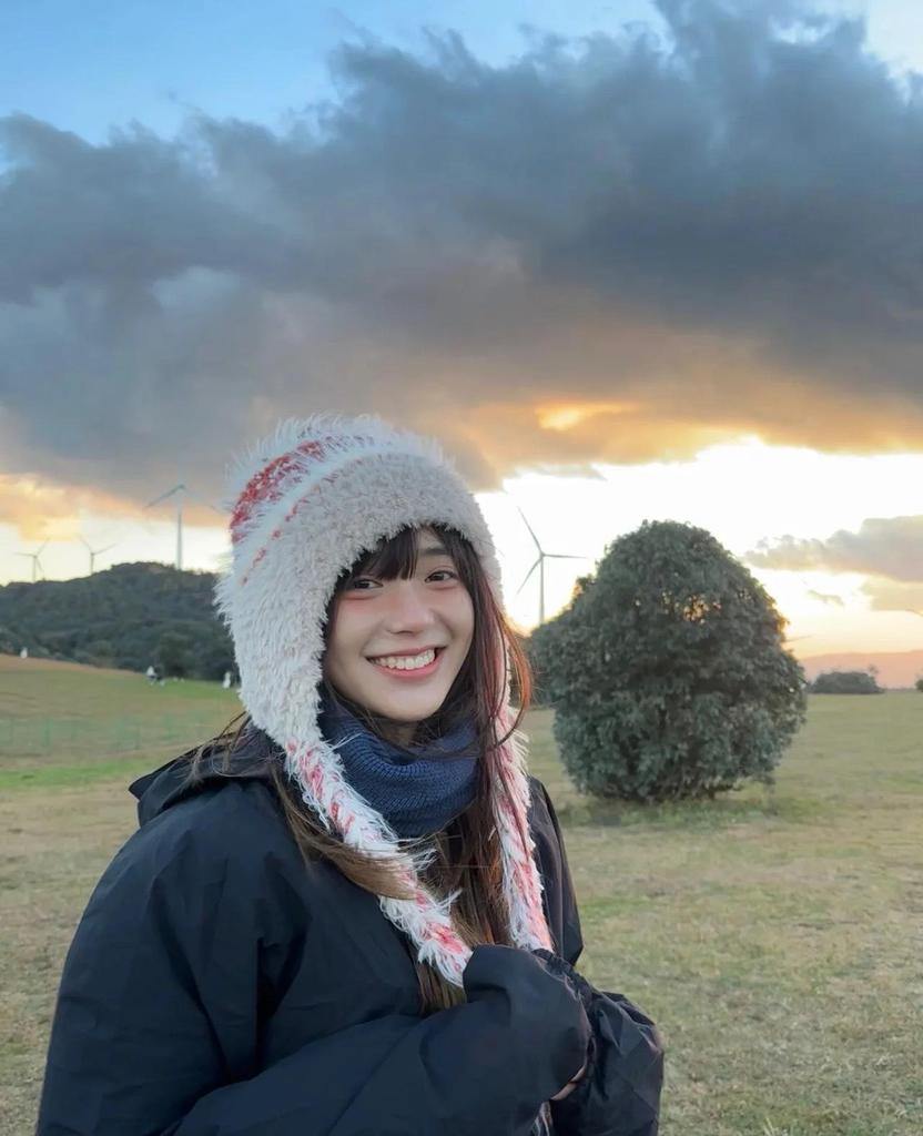 Kawanishi Women's Handmade Wool Beanie with Tassel and Ear Protection