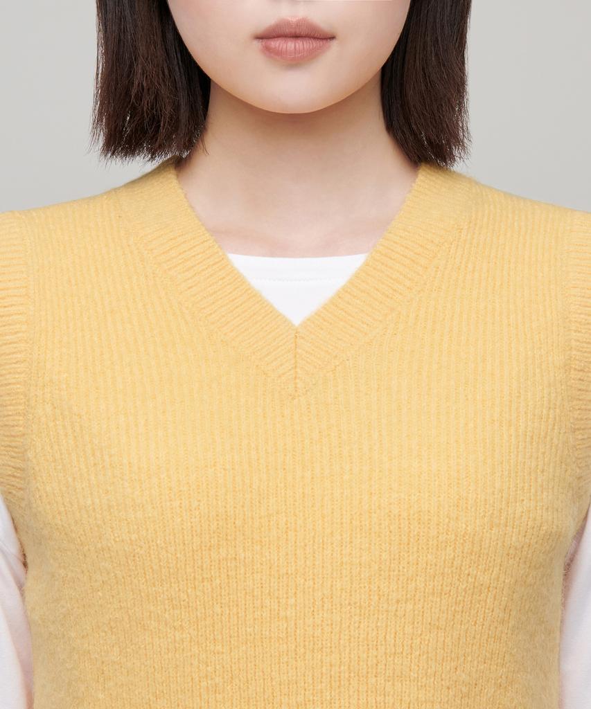 MUSINSA STANDARD WOMAN Women'S Soft Boucle Ribbed Crop Vest [Yellow]