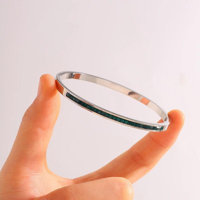 Starry Sky Full Diamond Titanium Steel Bracelet – Versatile, No-Fade Silver Women's Fashion Accessory