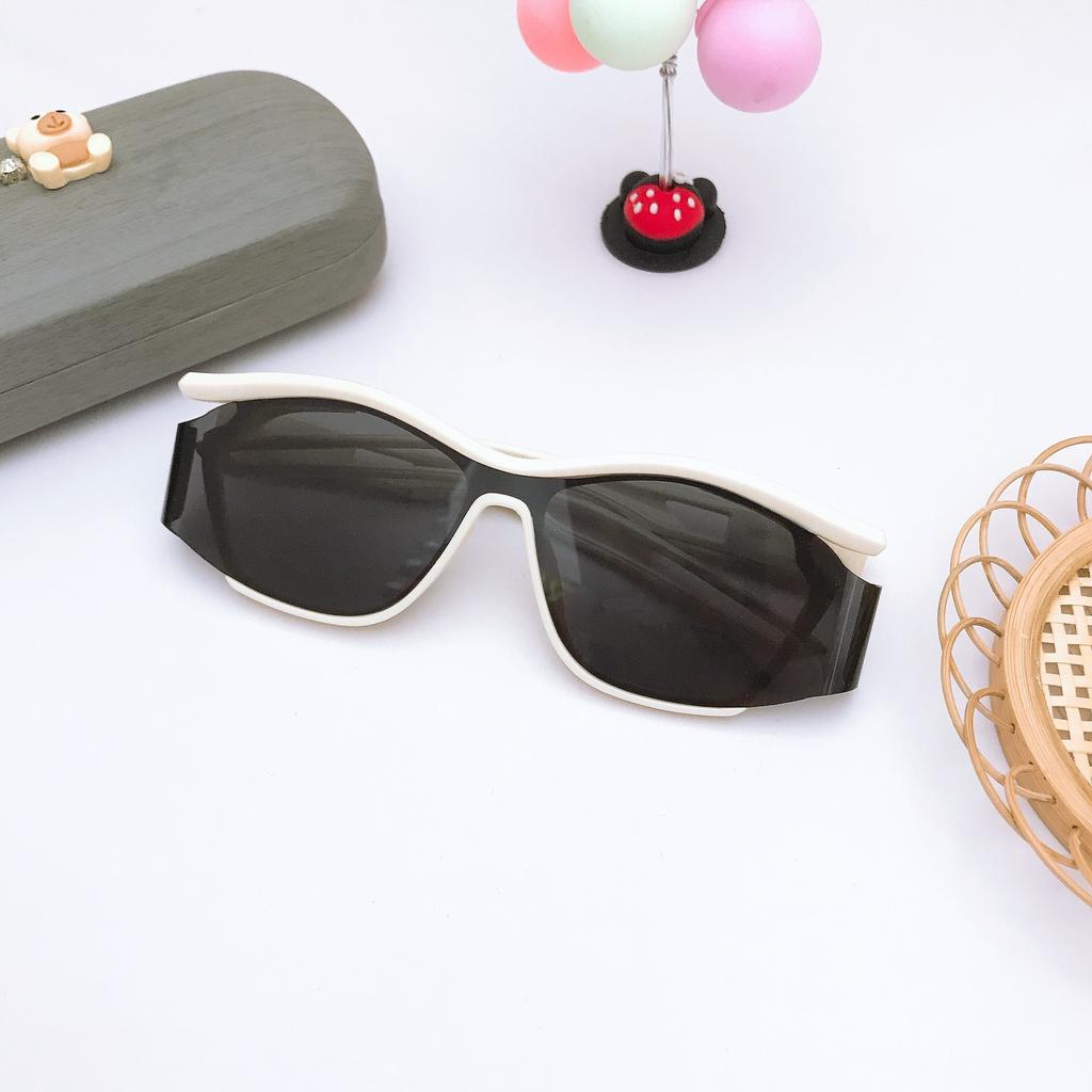 Kindersonnenbrillen, Sport- und Reisebeschattung, Augenschutz, Sonnenschutz, Konkavbrillen für Männer und Frauen, Mädchensonnenbrillen