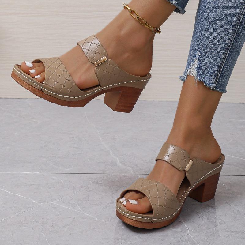 Women's Slippers Summer New Casual Thick-heeled Wedge Large-size Comfortable Sandals