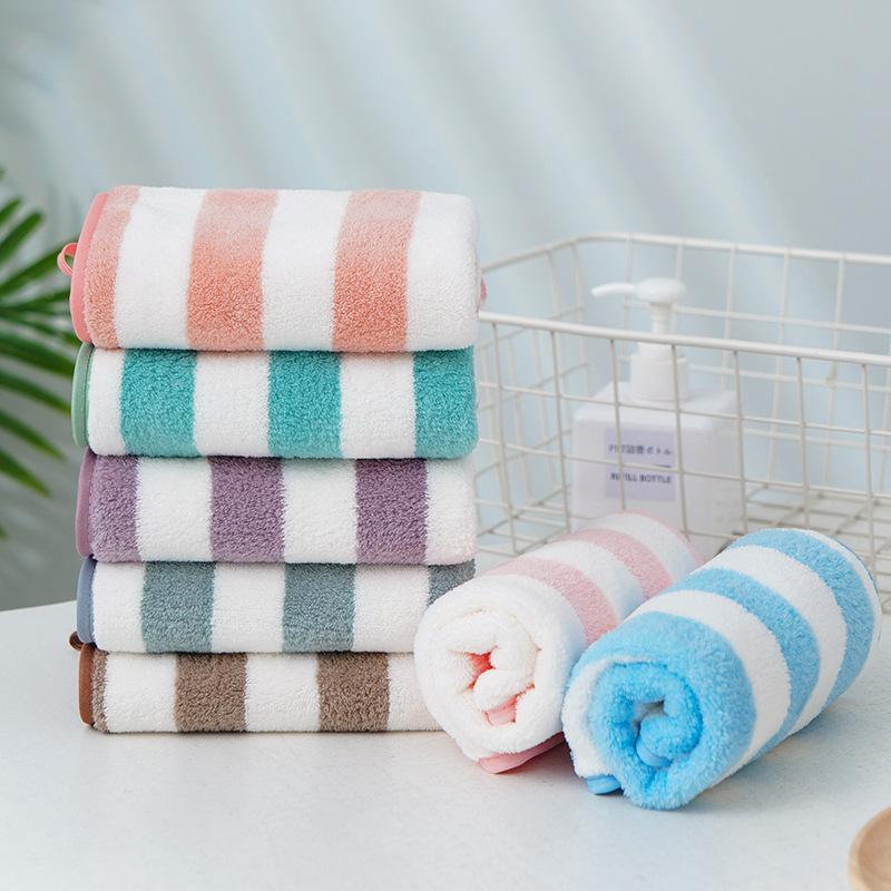 30 * 30cm Coral Fleece Towel with Striped Design Absorbent and Soft Skin Friendly Children's Face Towel Is Not Prone To Pilling