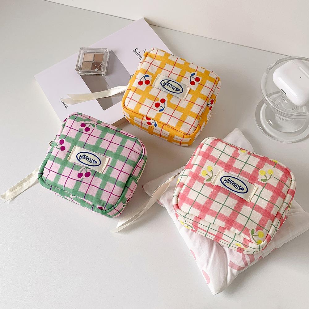Large Capacity Y2K Cherry Pencil Case Cosmetics Storage Handheld Stationery Storage Bag Checkered Cartoon Cherry Zipper