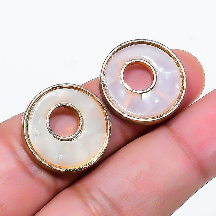 Natural Mother Of Pearl Gemstone Brass Jewelry Earring 0.79" RE-42