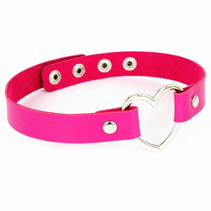 Four-Buckle Harajuku Punk PU Leather Peach Heart Necklace