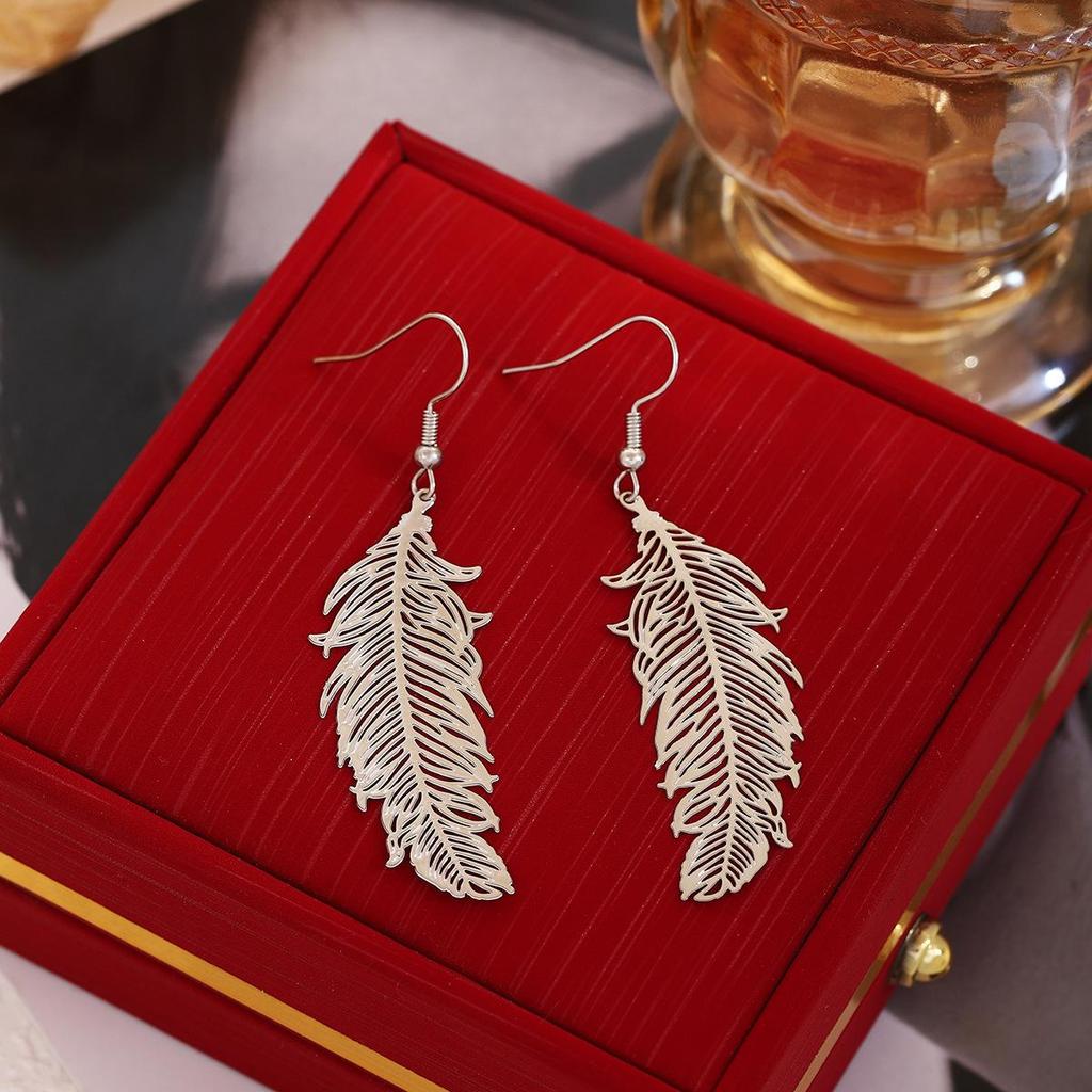 Bohemian High-End Retro Wing Feather Ear Hook Earrings for Women