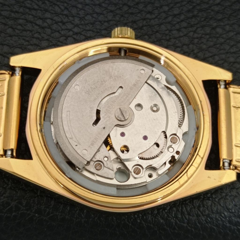 JAPAN VINTAGE REFURBISHED CITIZEN AUTOMATIC 8200 MENS BLACK DIAL WATCH a445267-1