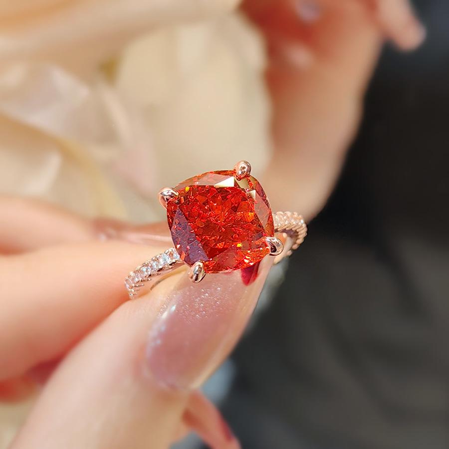 Premium Ice Flower Cut Medela Small Sugar Cube Ring Luxury Caramel Color Purple High Carbon Diamond Rose Gold Diamond Ring Women