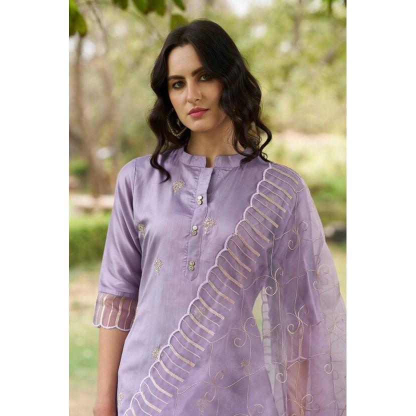 Set Damă Designer Mătase Amestecată Kurtă Pantaloni Dupatta Ținută de Petrecere Top Tunică Kurti SC-2123