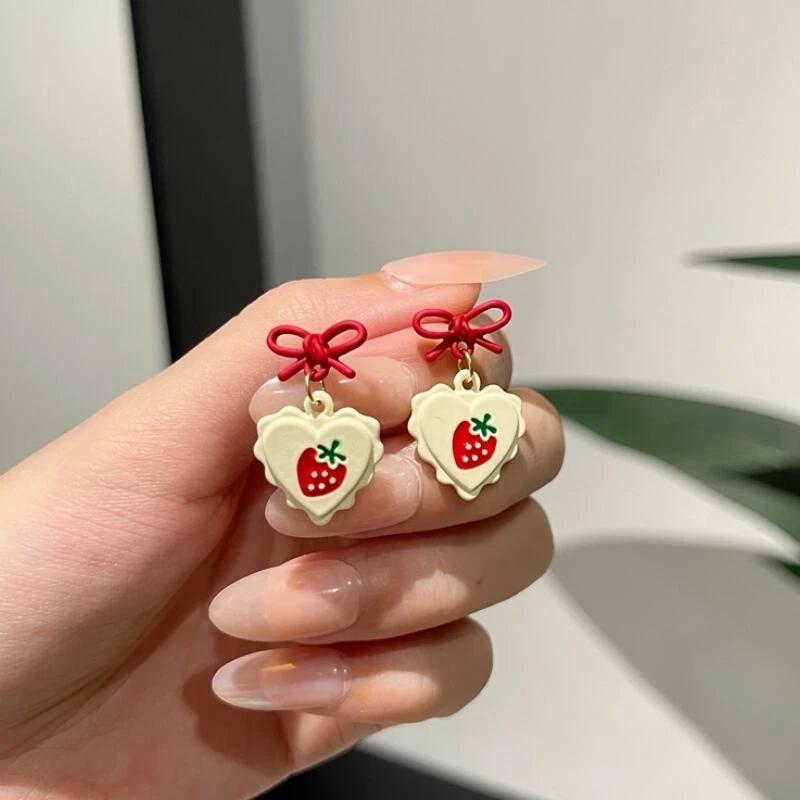

New Lovely Red Bowknot Earrings For Women Gifts Fashion Fermale Party Jewelry Korean Sweet Strawberry Heart Hanging Earrings