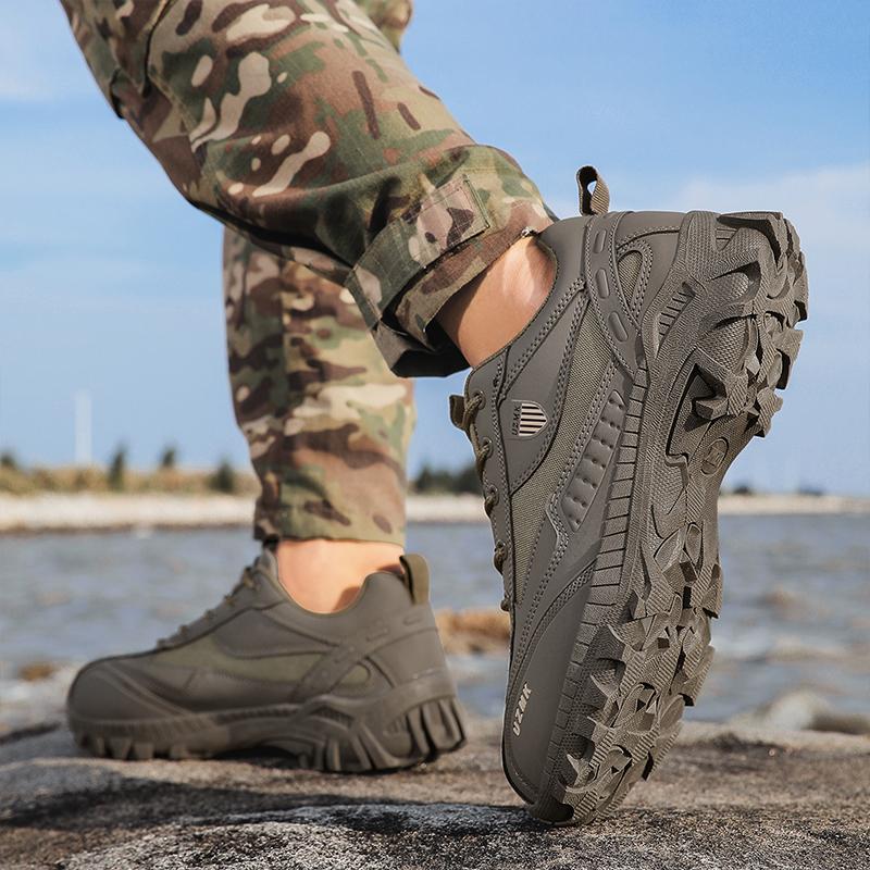 Outdoor Hiking Shoes Men Lightweight Trekking Shoes All Day Comfort