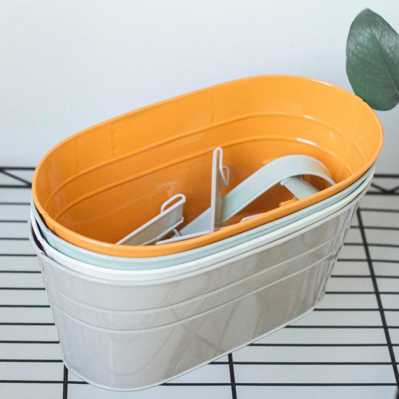 Iron Hanging Flower Pots Balcony Planters Garden Pots Flower Holders Double Hooks Oval Bucket Wall Hanging Decor