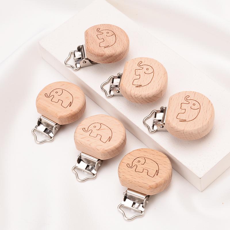 1Pcs Cute Modelling Beech Wood Pacifier Clip Baby DIY Cartoon Animal Wooden Log Pacifier Clips Nipple Chain Holder BPA Free