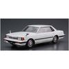 Aoshima Bunka Kyozai 1/24 Scale Model Car Series No. 57 Nissan P430 Cedric/Gloria 4HT280E Brougham 1982 Plastic Model