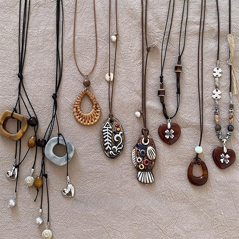 Bohemian Heart Pendant Necklace Vintage Ethnic Style Versatile Jewelry Women High-End