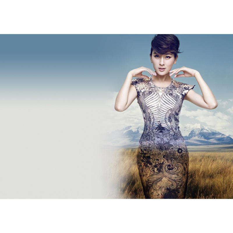 Masu Female Star Photo Poster - Decorative Wall Hanging with Frame
