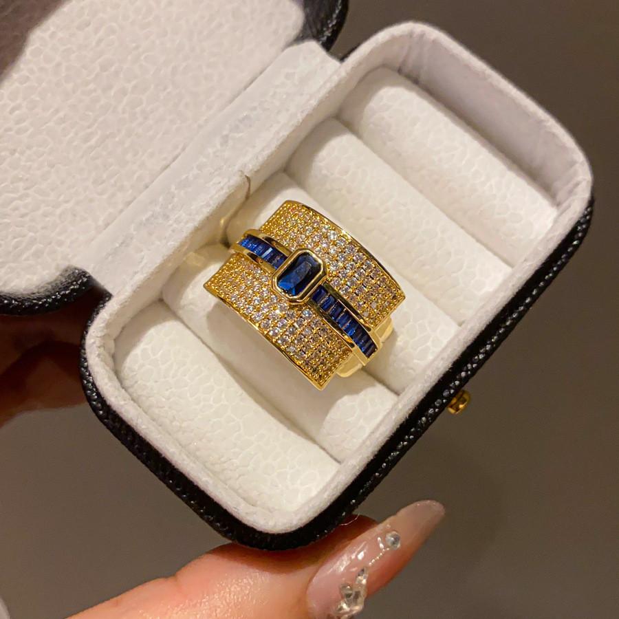Retro Artistic Copper Ring With Zircon Stones For Womens Fashion Jewelry
