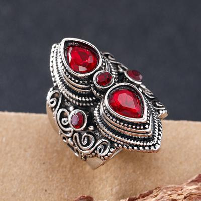 Vintage Przesadny Styl Boho Inkrustowany Czerwonym Cyrkoniem Duży Klasyczny Grawerowany Pierścień Damski Fine Cyrkon Akcesoria na Przyjęcie