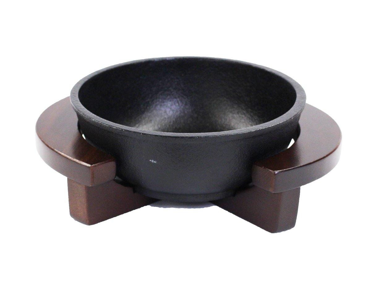 

Commercial Iron Bibimbap Pot 16 (with Wooden Frame) Insulated Cooking Pot
