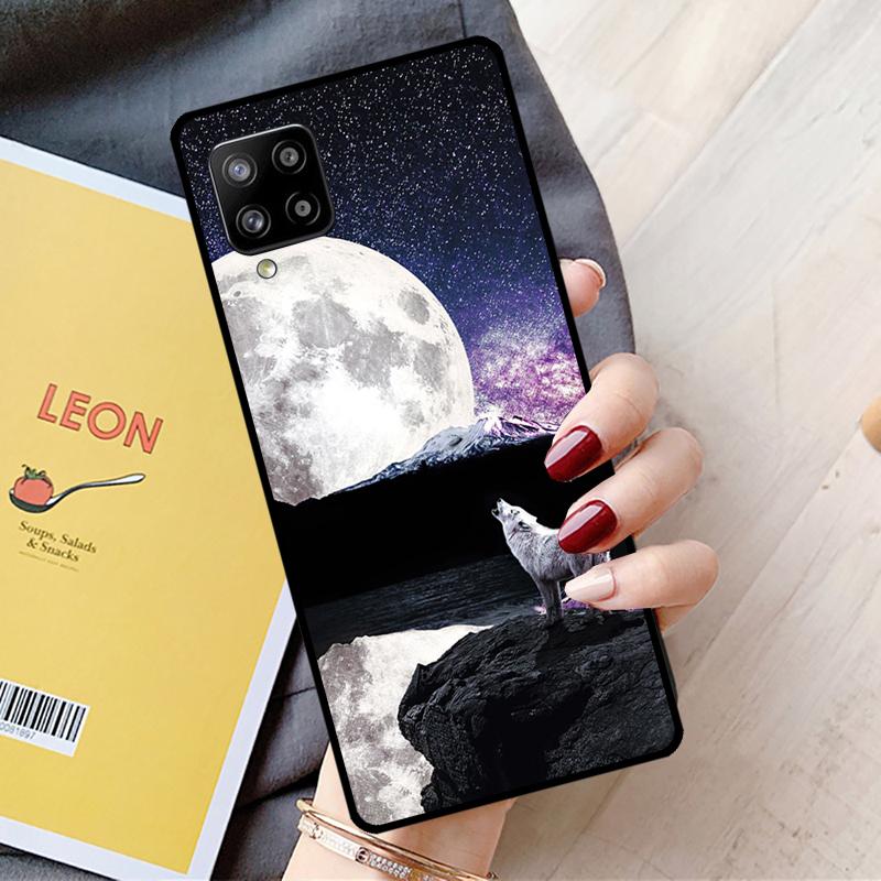 Moon Roaring Wolf For Samsung Galaxy A16 A26 A54 A34 A14 A22 A32 A52 A55 A35 A15 A53 A13 A05 A06 A36 A56 Case