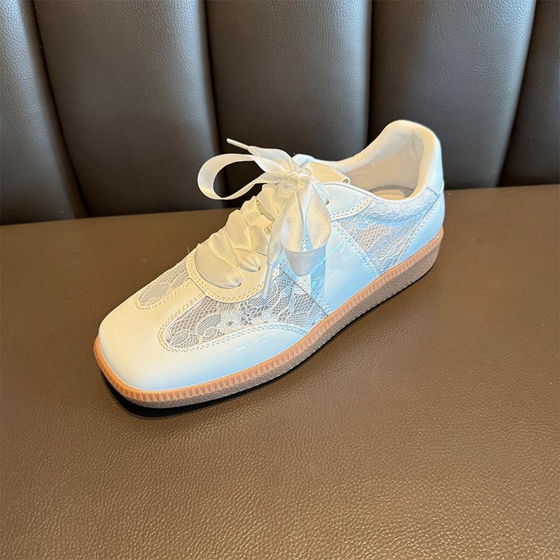 Casual Flat Running Shoes Women's Retro Genuine Leather Lace Comfort Soft Sole Female Sports Shoes Versatile White Shoes 35-40