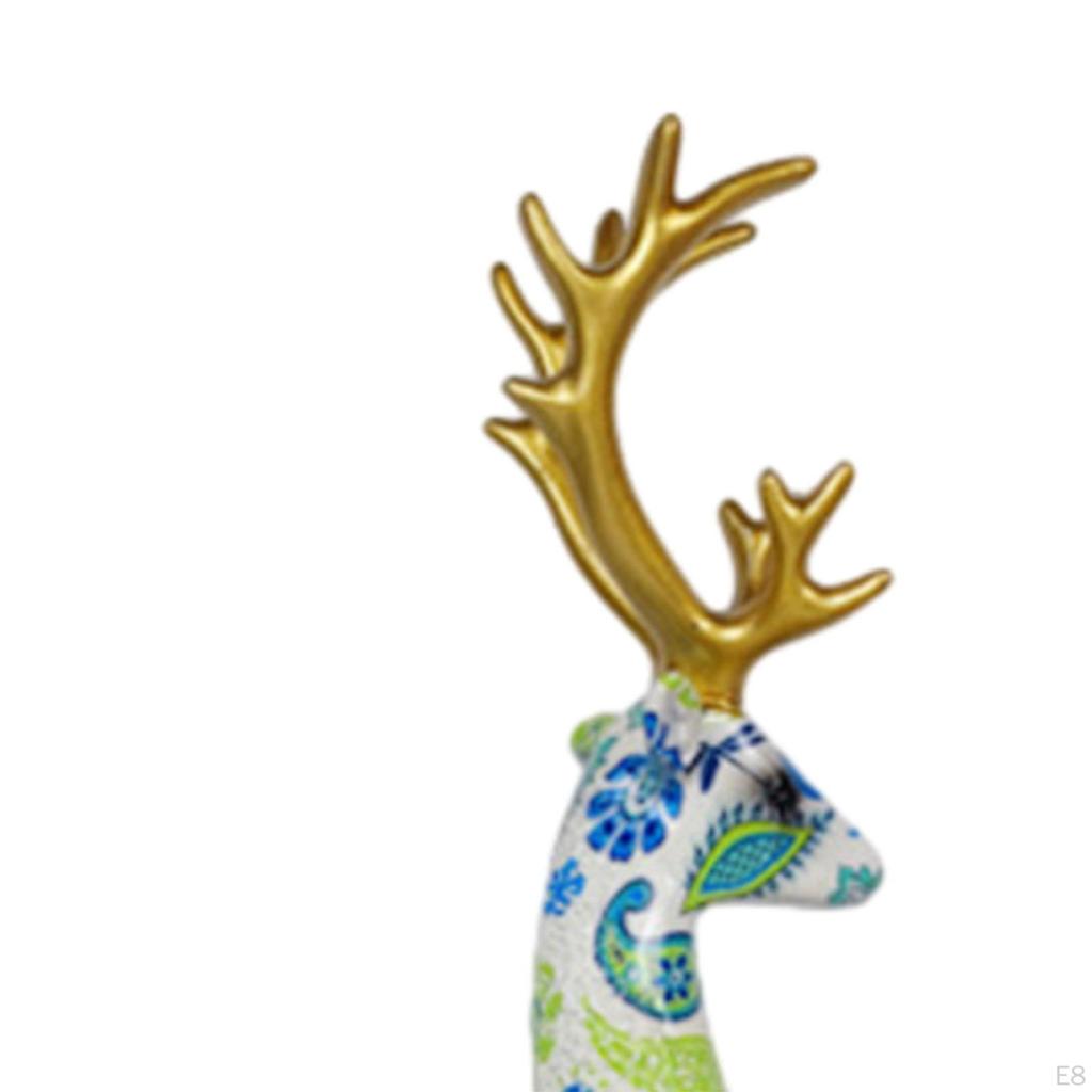 2 Pieces Reindeer Statues Figurines Vivid European Deer Lover Sculpture Table Centerpiece for
