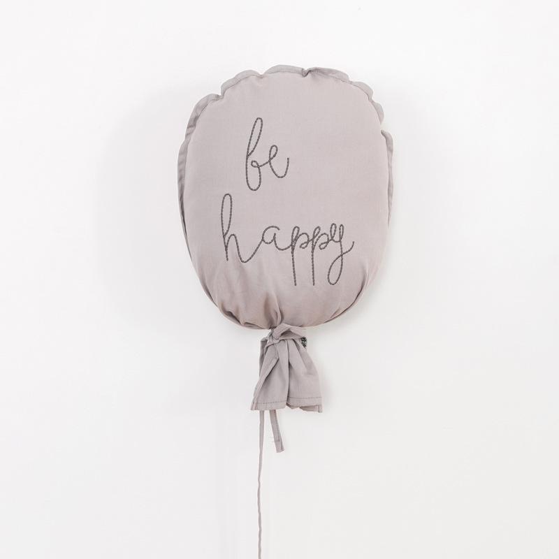 Ornements suspendus muraux style nordique mignons en forme de ballon Coton Coussin en forme de ballon Chambre de bébé Chambre de princesse Décor mural