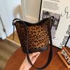 Leopard Print Bucket Women's New Large-capacity Armpit Bag Shoulder Messenger Bag