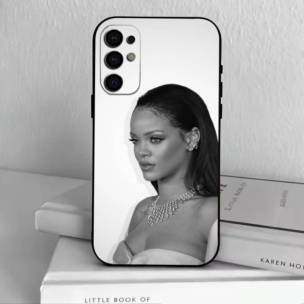 Singer-R-Rihanna Phone Case Black Silicone Soft For Samsung S25,S24,S21,S22,S23,S30,Ultra,S20,Plus,Fe,Lite