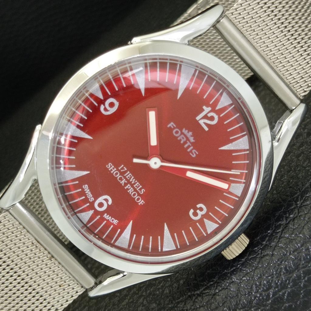 VINTAGE HAND-WINDING SWISS MENS REFURBISHED RED COLOR DIAL WATCH A701023-5 R205a-a701023