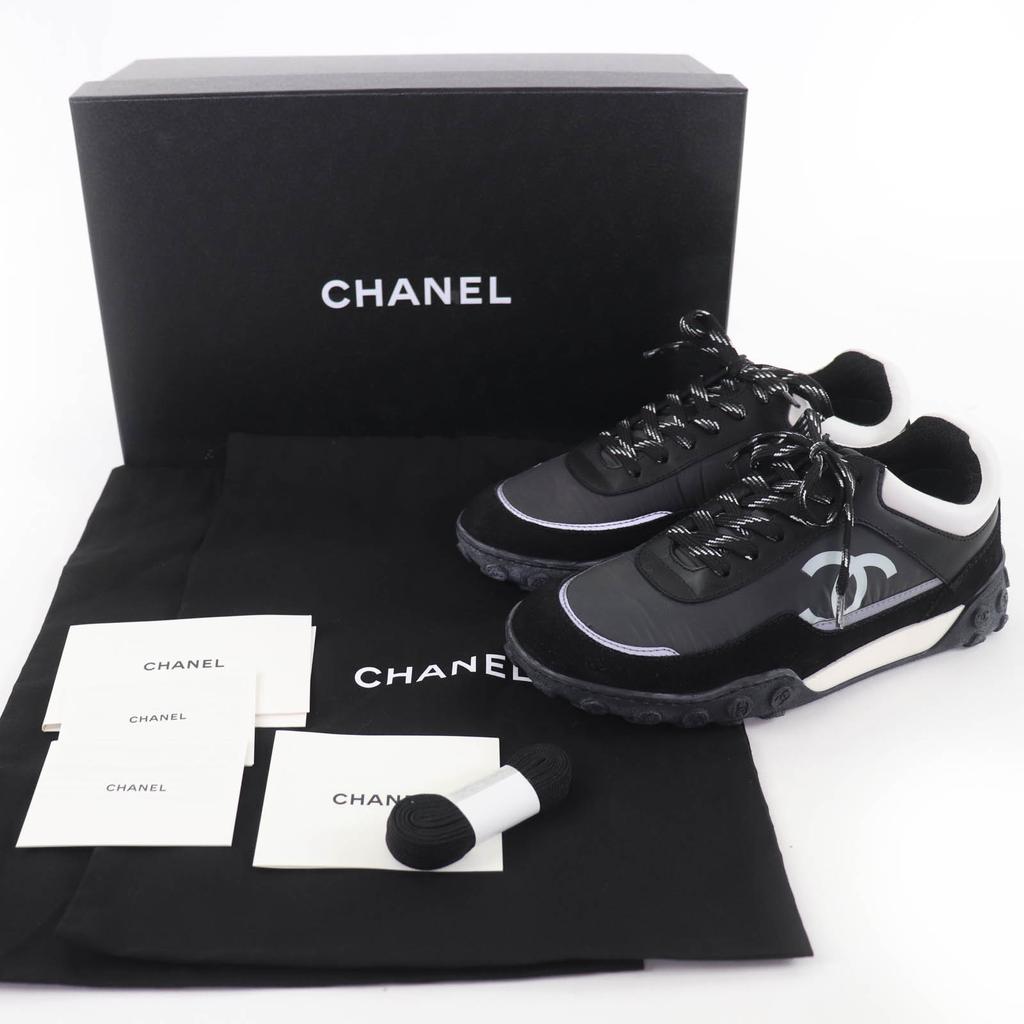 Pristine CHANEL Low cut sneakers Logo design black leather 36 G34086 Used