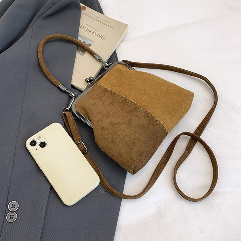 Yogodlns Women Fashionable Shoulder Bag Large Capacity Retro Handbag Clip Crossbody Bag Travel Shopping Work Shoulder Bag