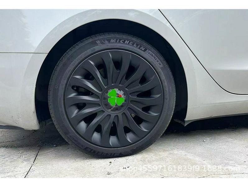 Tesla Model 3 Symmetrische Turbinenrad-Radkappen mit Felgenschutz