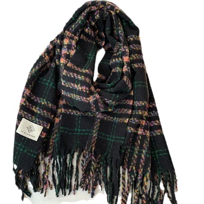 Imitation cashmere scarf women's winter high-end feeling new Korean version small fresh plaid thickened warm shawl scarf