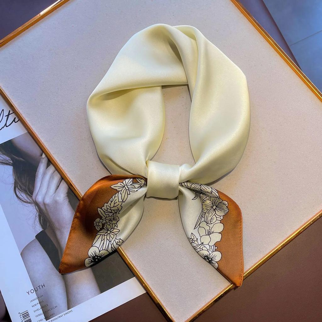 New Luxury Women's Soft Satin Hair Scarves Fashion Square Printed Headscarf 70cm Professional Accessories Designer Scarf