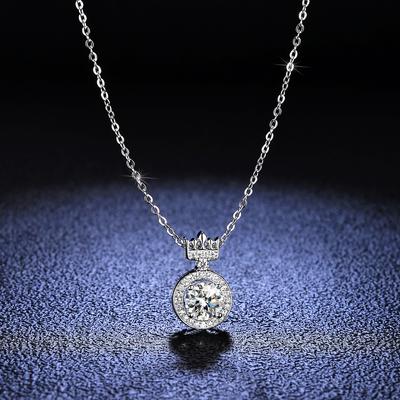 Luxury Solid Platinum PT950 1 Karat Moissanite Diamond Pendant Necklace Women's Crown Pendant Clavicle Chain