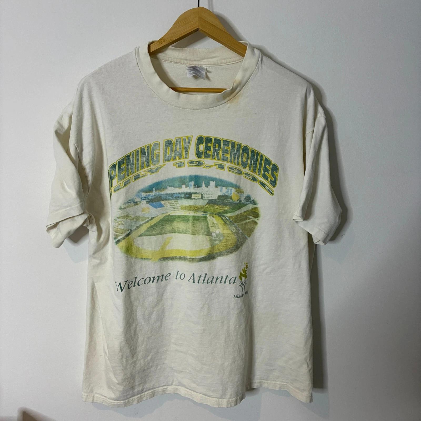 

Олимпийские игры 1996 года в Атланте, футболка с церемонии открытия, размер XL Extra Large, белая, с эффектом потертости L