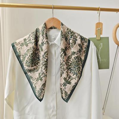 Accessoires – Schals & Tücher