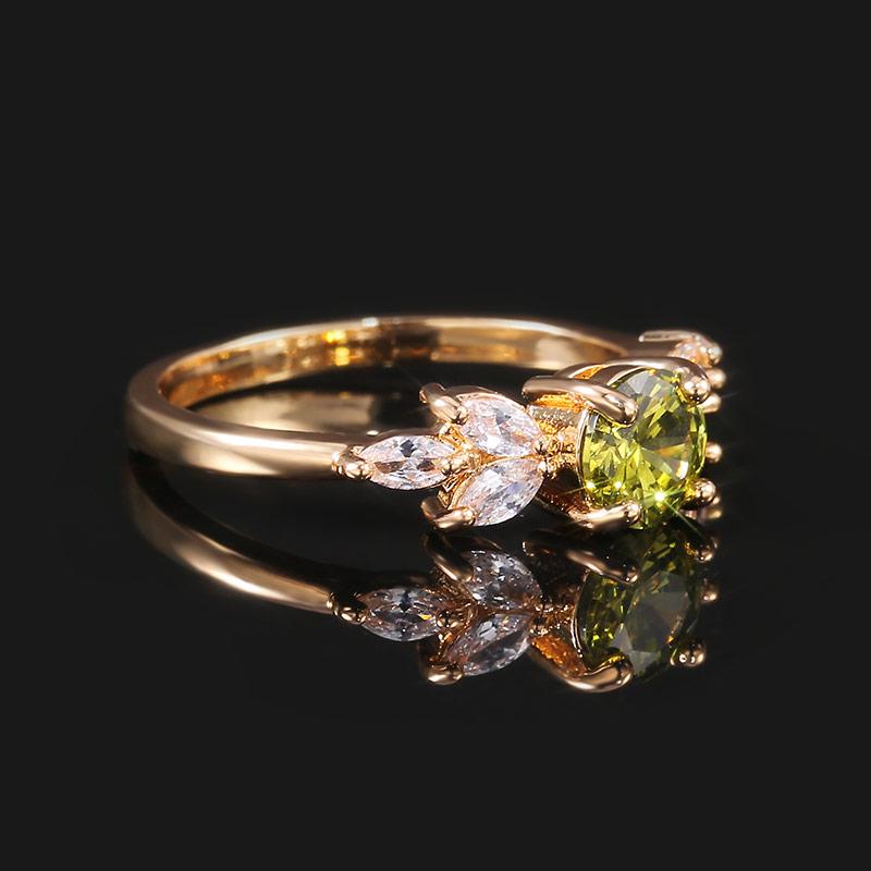 Huitan Korean Fresh Women Finger-rings Olive Green CZ Stone Stylish Female Dance Party Fancy Accessories Statement Zircon Gift