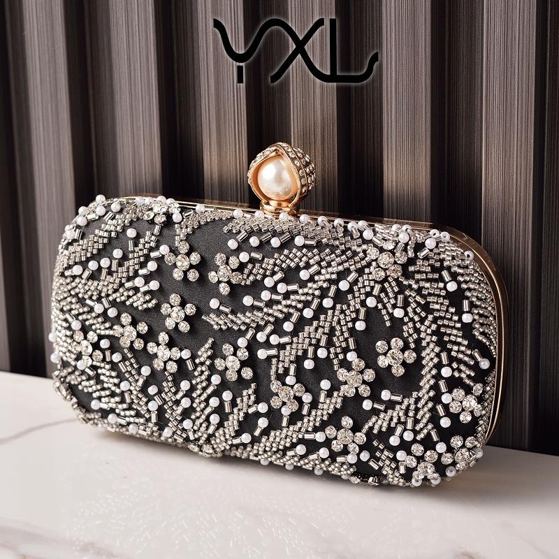 

Vintage Diamond Lady Evening Bag Fashion Solid Color Purse Bags Shiny Rhinestones Decor Banquet Bags New Party Handbag чёрный